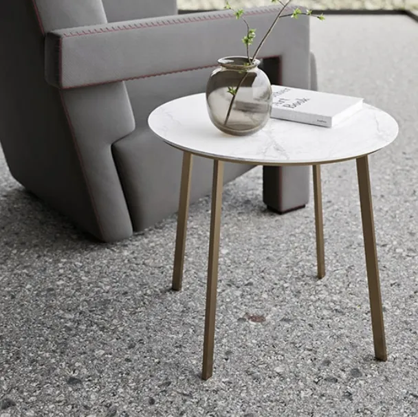 Tavolino Tondo Horizon in laminato con base in metallo di Mobilgam