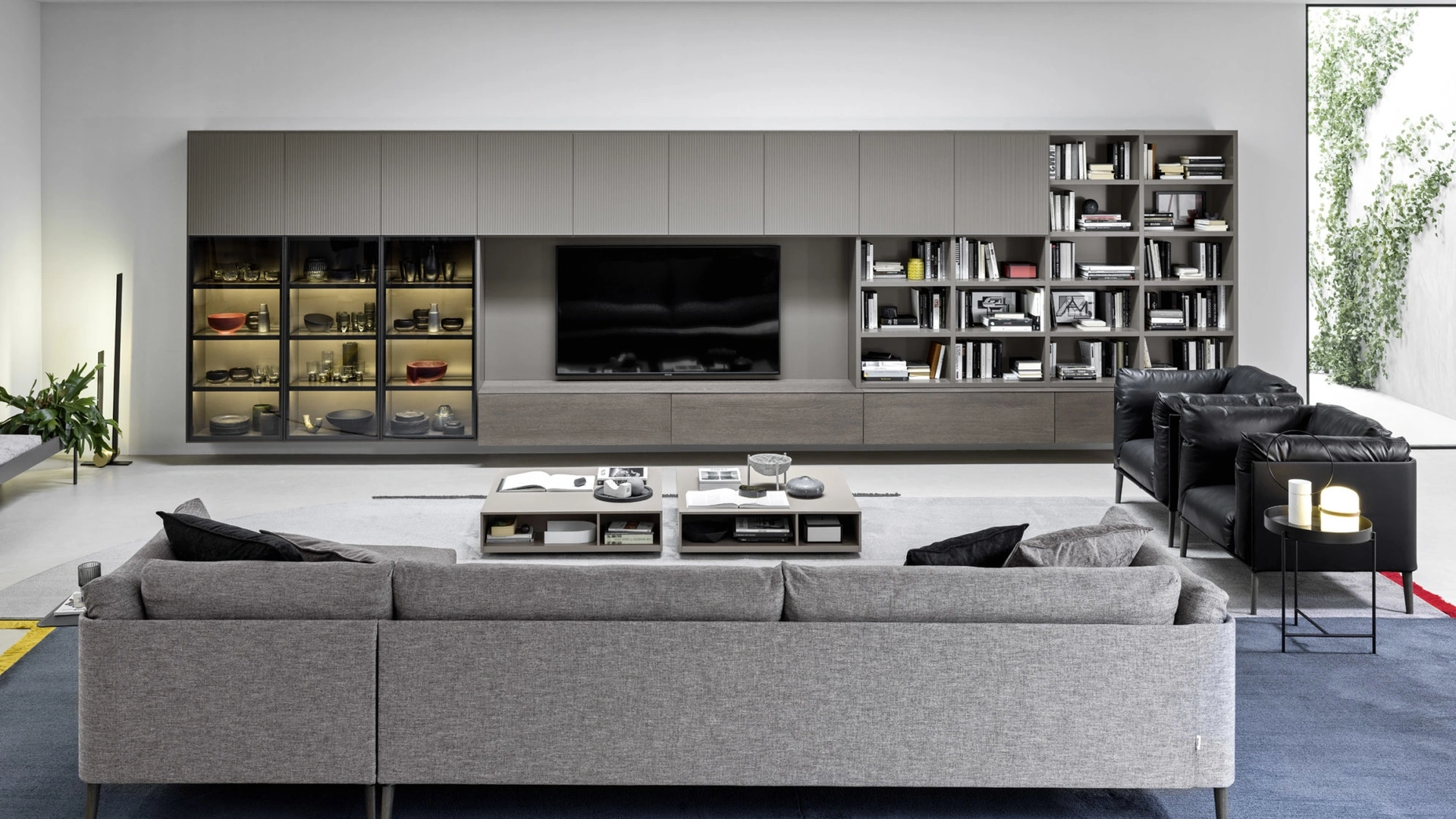 Parete Attrezzata Pannelli TV 02 di Novamobili