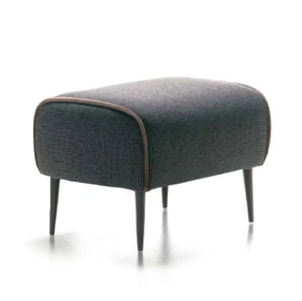 Pouf classico con piedini URBINO di Rosini