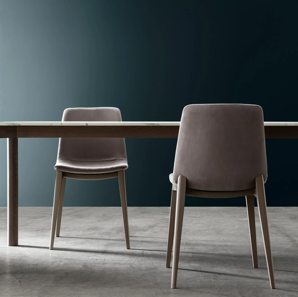 Sedia Vanity in tessuto e legno di frassino di Maronese