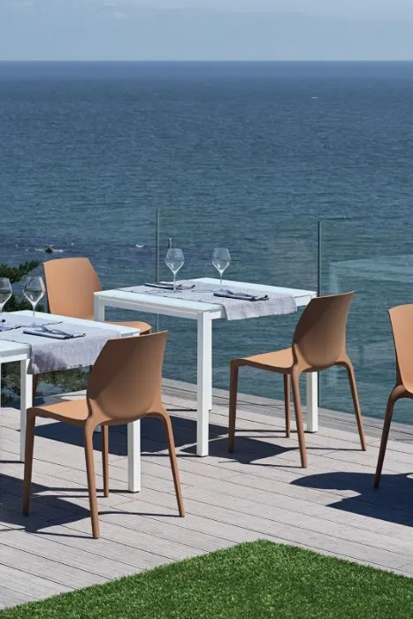 Diesis Outdoor
